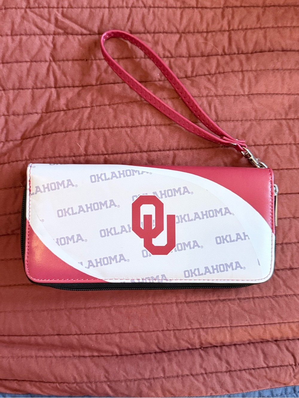 Oklahoma Sooners Red & White Wristlet Wallet